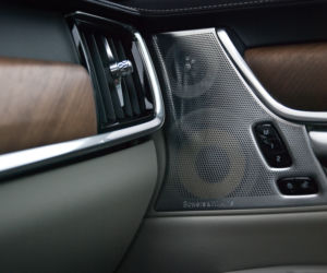 Volvo S90 D4