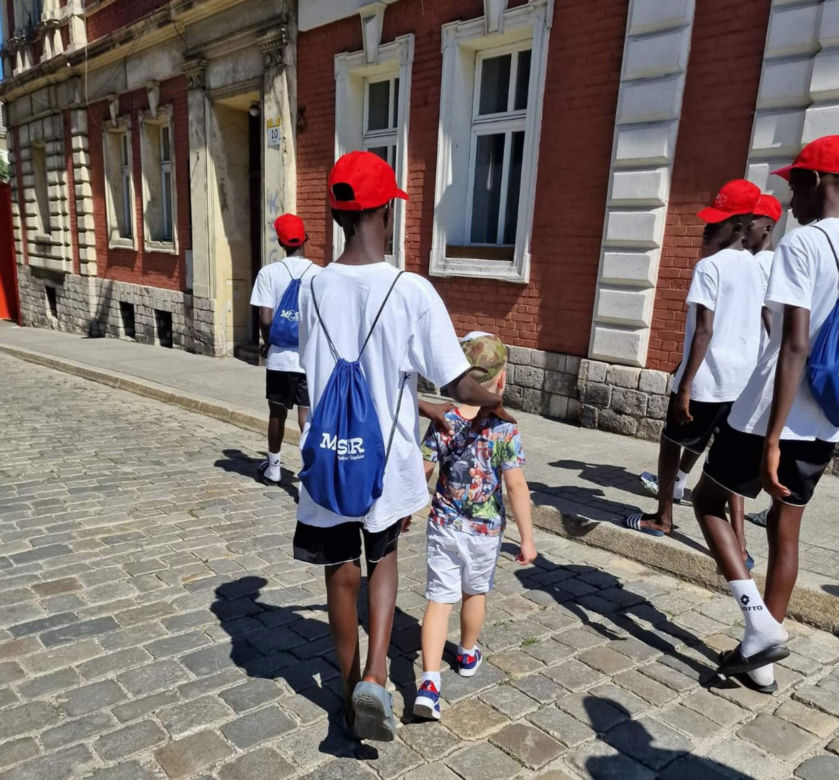 Zapobiegła deportacji chłopców z Senegalu