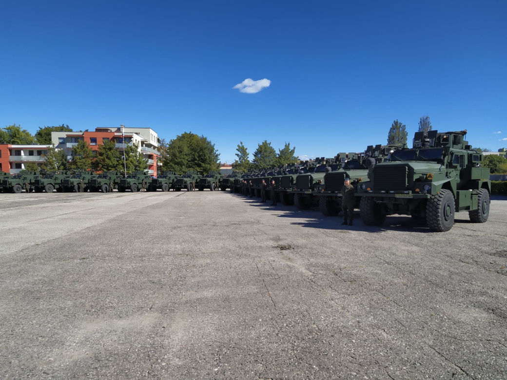 Premier Morawiecki w Siedlcach: oficjalne przekazanie 18. Dywizji Zmechanizowanej transporterów Cougar - 05.09.2022