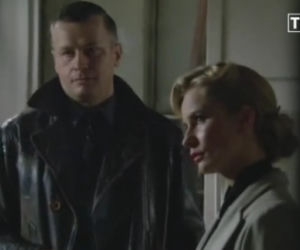 CZAS HONORU 5, odc. 60. Ada Lewińska (Magdalena Cielecka), major Krawicz Krawiec (Wojciech Majchrzak)