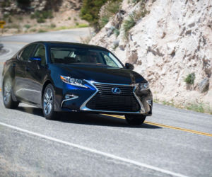 2016 Lexus ES