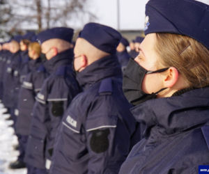 Nowi policjanci na Warmii i Mazurach. Ślubowało aż 80 funkcjonariuszy [ZDJĘCIA]