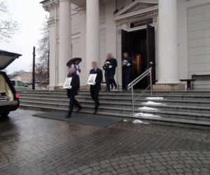 Tragedia w Siedlcach. Matka i dwóch synów umierali jedno po drugim.