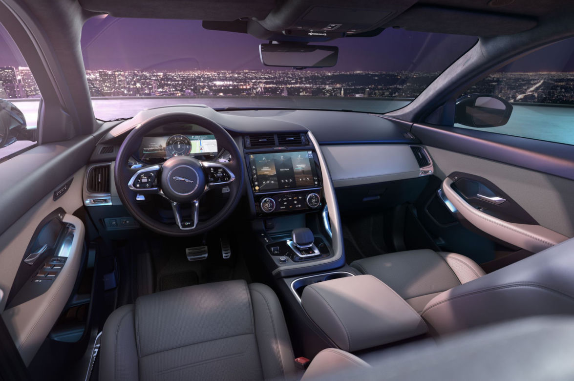 Jaguar E-Pace (2021)