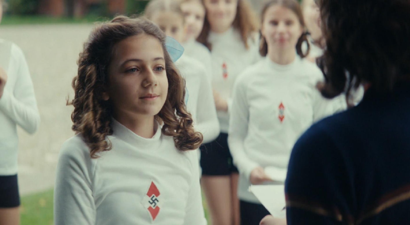 Zatoka szpiegów, odcinek 13. Jadzia Redlińska (Ninel Kos), Eva Stromberg (Sonia Mietielica)