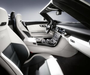 Mercedes-Benz SLS AMG Roadster