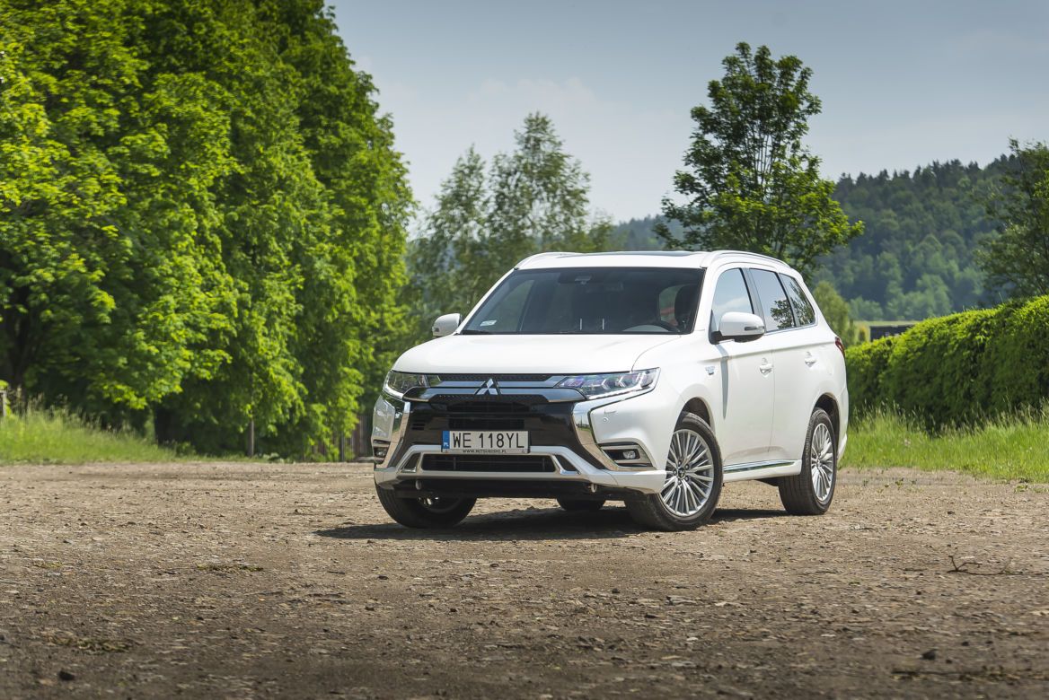 Mitsubishi Outlander PHEV 224 KM Instyle Plus 4WD S-AWC