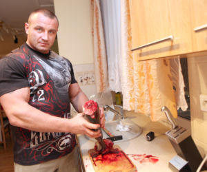 Mariusz Pudzianowski vs. karp