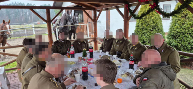 Ułan i żołnierz WOT podejrzany o zgwałcenie 17-latki. "Został wydalony ze służby"