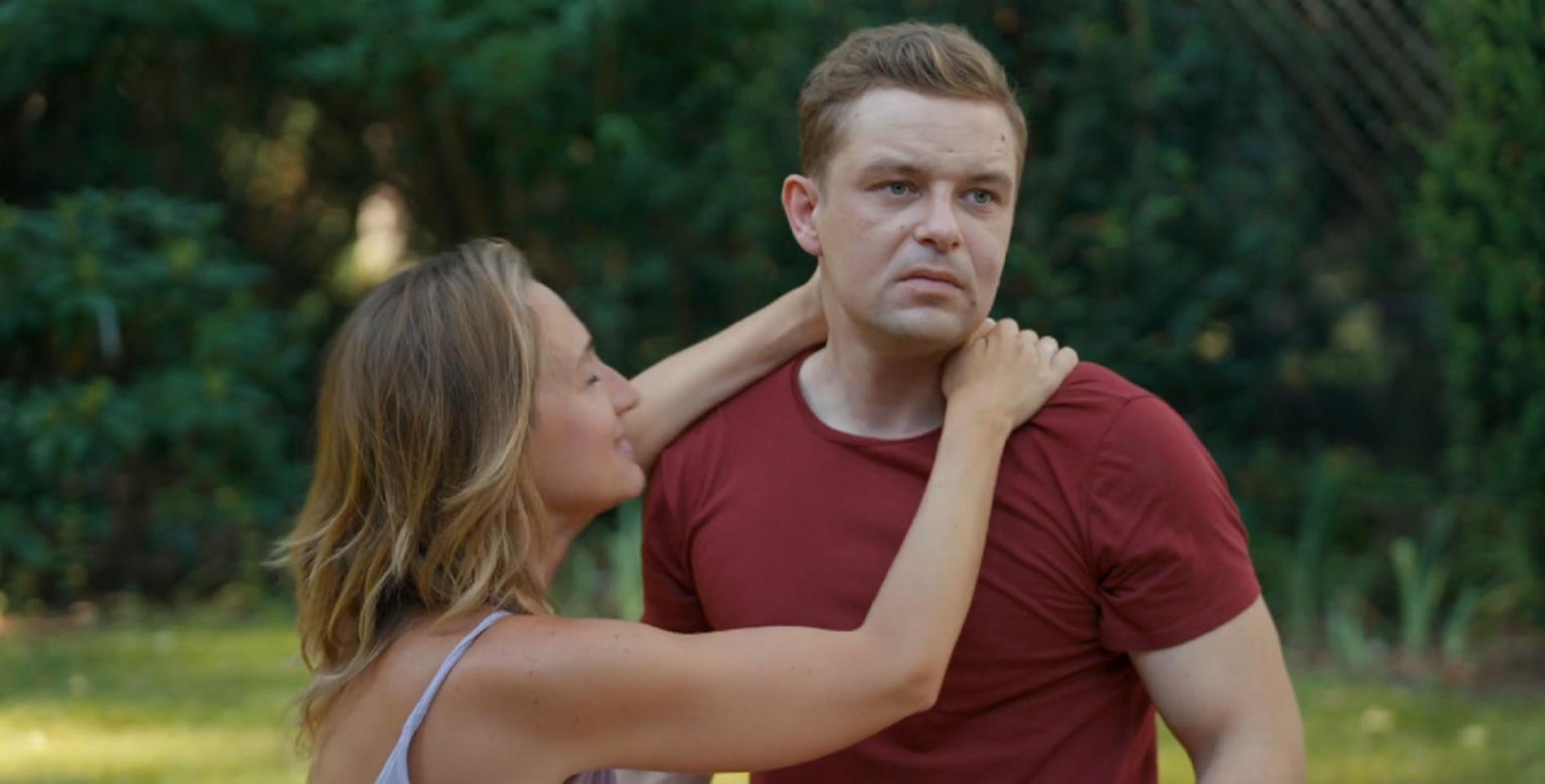 	Barwy szczęścia odc. 3101. Asia Sokalska (Anna Gzyra), Hubert (Marek Molak)