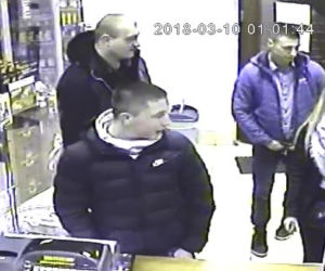 Łódzka policja poszukuje za udział w bójce na Piotrkowskiej czterech mężczyzn