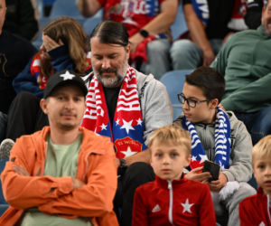 Tak kibice Wisły Kraków bawili się na trybunach. Znajdź się na zdjęciach