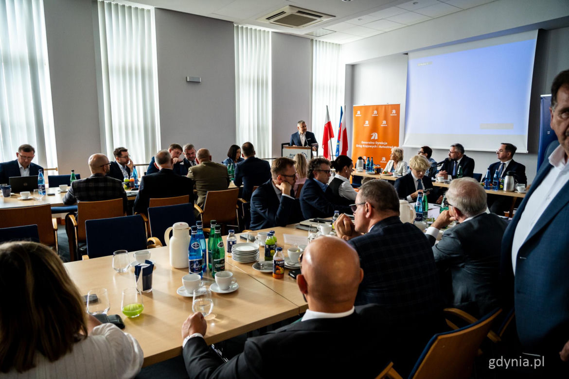 Posiedzenie sejmowej Komisji Infrastruktury w Porcie Gdynia
