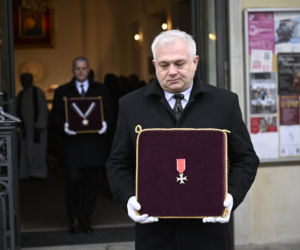 Państwowy pogrzeb Edwarda Linde-Lubaszenki