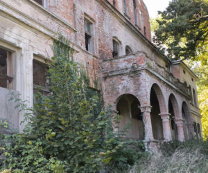 Tajemniczy pałac w Zbarzewie