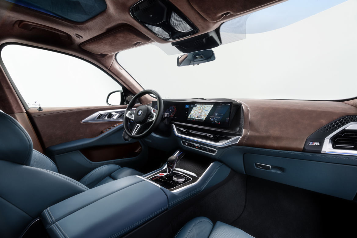 BMW XM (2023)