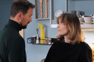 Barwy szczęścia odc. 3361. Marcin Kodur (Oskar Stoczyński), Renata (Anna Mrozowska)