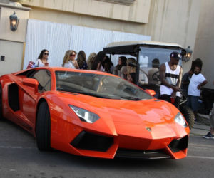 Chris Brown w Lamborghini Aventador