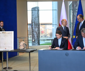 Ceremonia przekazania dóbr kultury podczas polsko-niemieckich konsultacji międzyrządowych