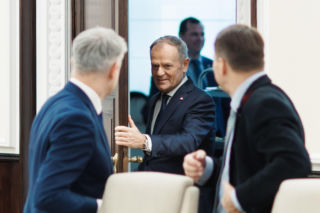 Tusk kontra śmieciówki