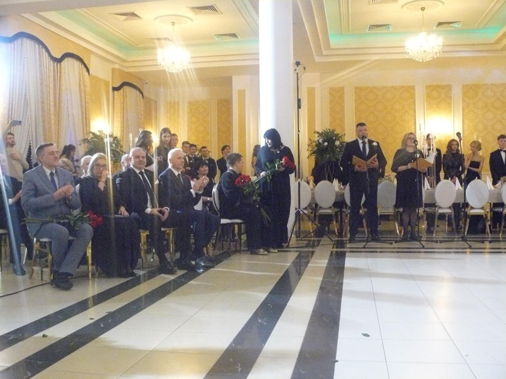 Siedlce: Studniówka LO Prusa 2025