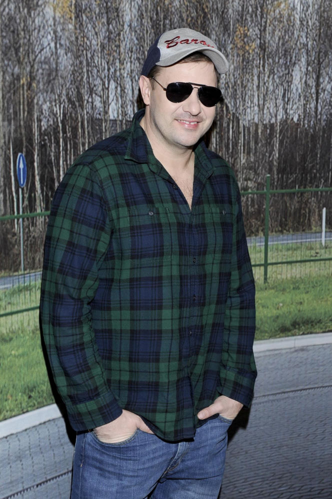 Tomasz Karolak na archiwalnych zdjęciach. Tak wyglądał na początku kariery
