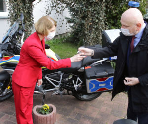 Motoambulans przekazany! Ma ratować życie mieszkańcom Torunia