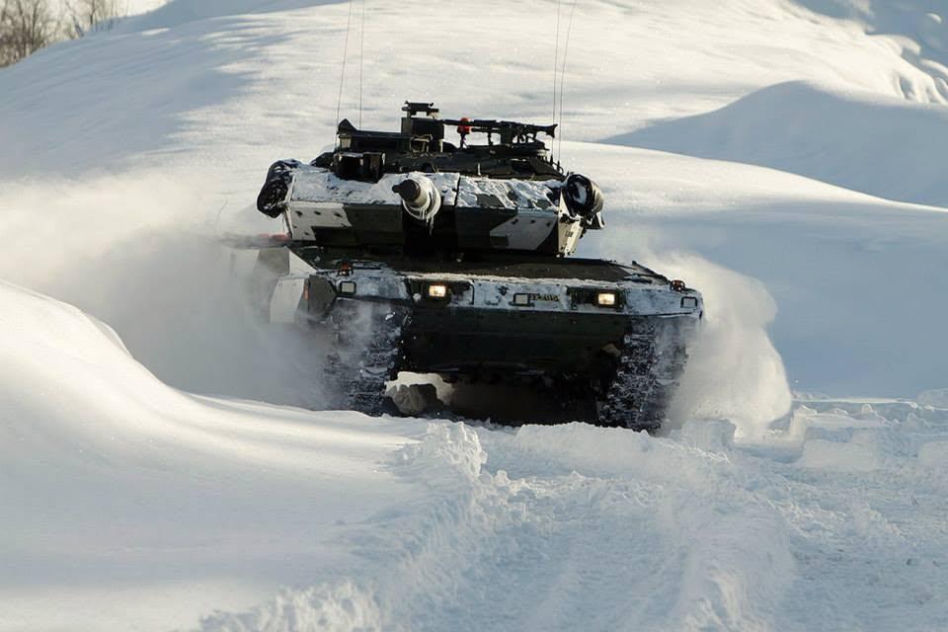 Czołg Stridsvagn 122