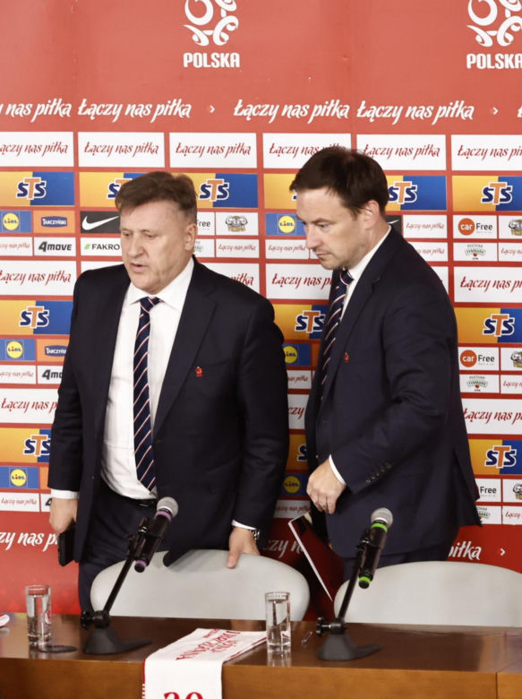 Cezary Kulesza i sekretarz Łukasz Wachowski ogłosili nowego sponsora PZPN