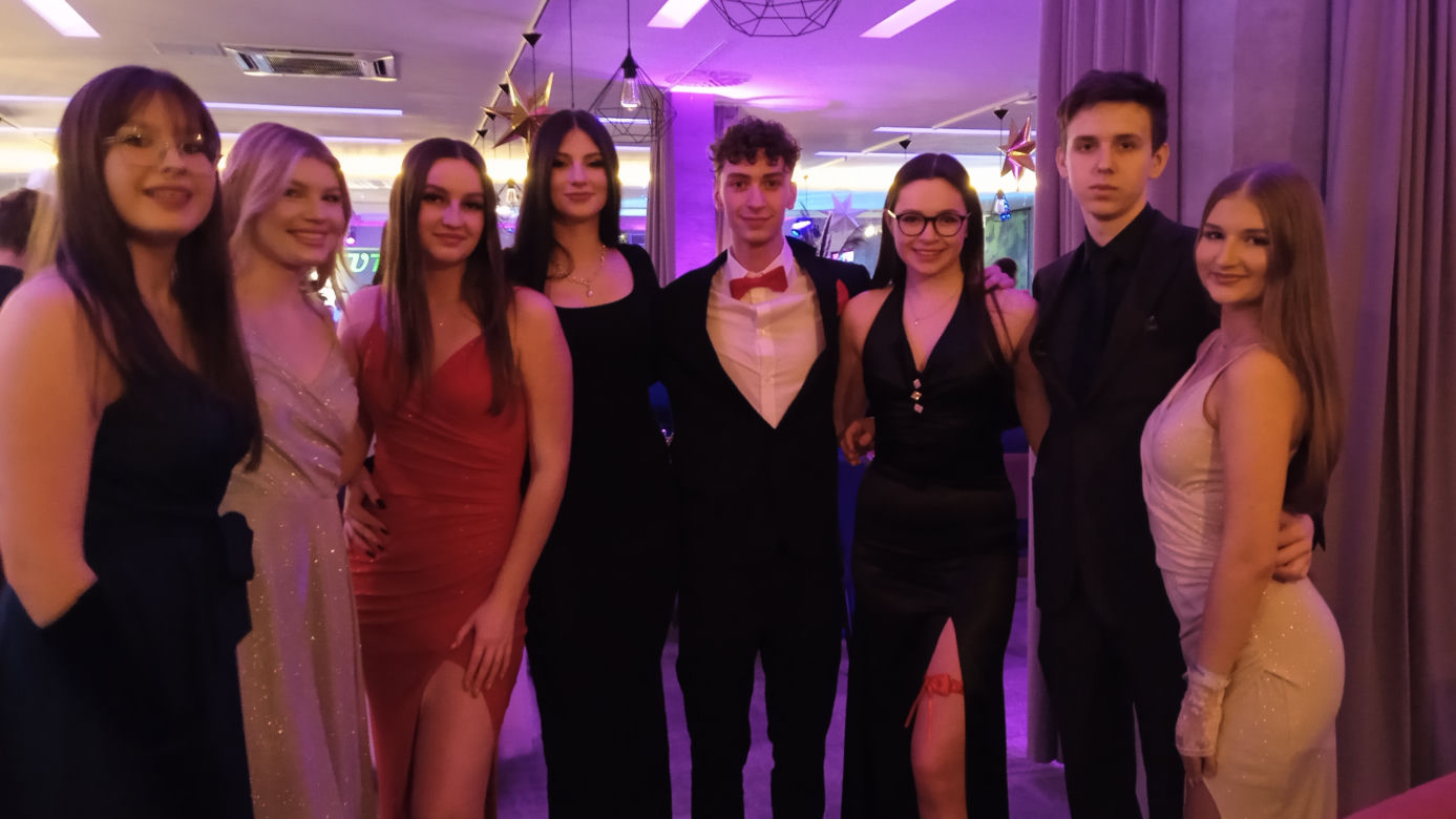 Studniówka 2023 II LO w Zielonej Górze