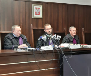 Opole: Urodziła i zostawiła dziecko w toalecie. Proces właśnie ruszył