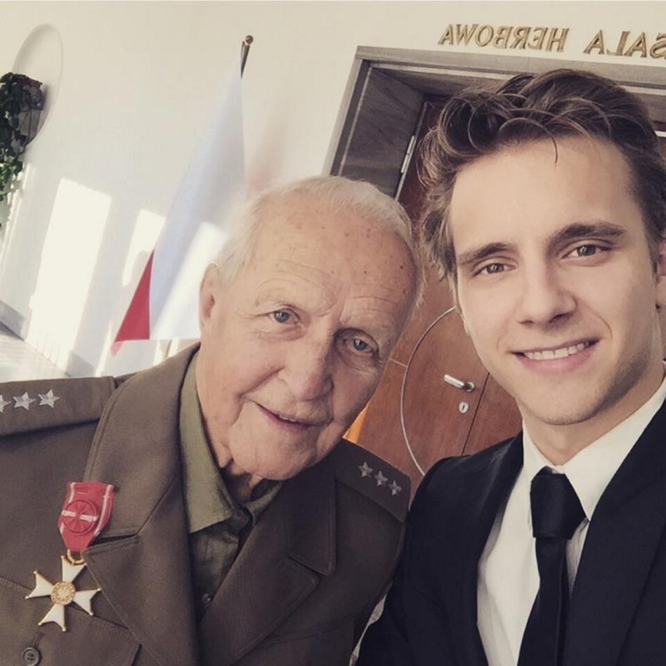 Smutne święta gwiazd. W tym roku stracili bliskich