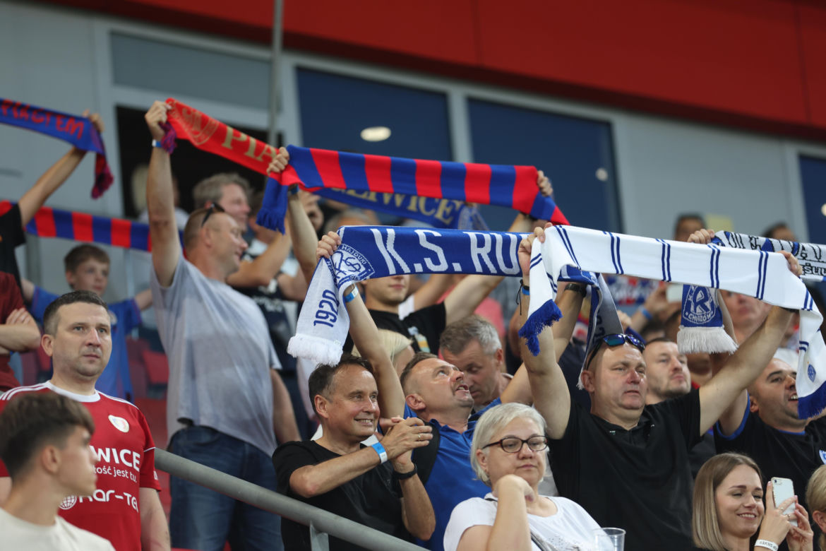 Kibice na meczu Piast Gliwice - Ruch Chorzów