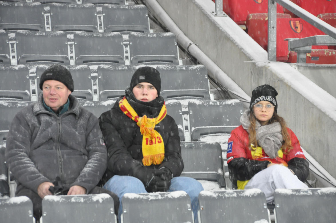 Korona Kielce - Lech Poznań. Zdjęcia kibiców na Suzuki Arenie
