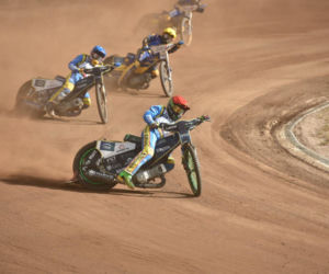 PRES Grupa Deweloperska Toruń - Gezet Stal Gorzów: Zdjęcia kibiców z meczu 7. kolejki PGE Ekstraligi na Motoarenie