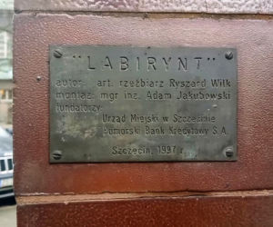 Labirynt w centrum Szczecina od lat niszczeje