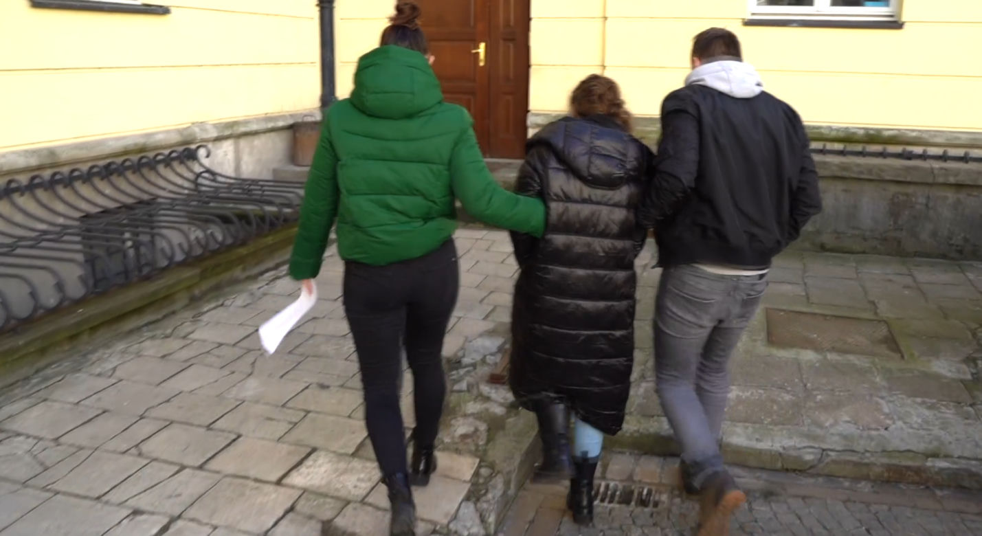 Wielka kasa leciała przez okno. Oszuści obłowili się w 330 tysięcy złotych