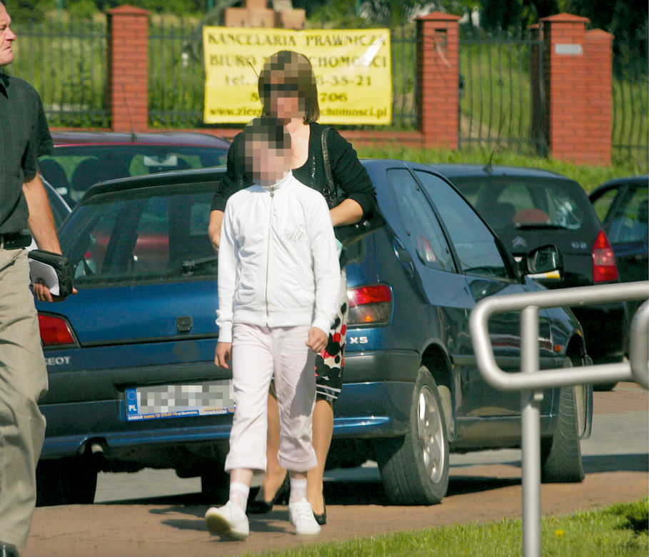 Pedofil porwał dziecko spod kościoła i zgwałcił