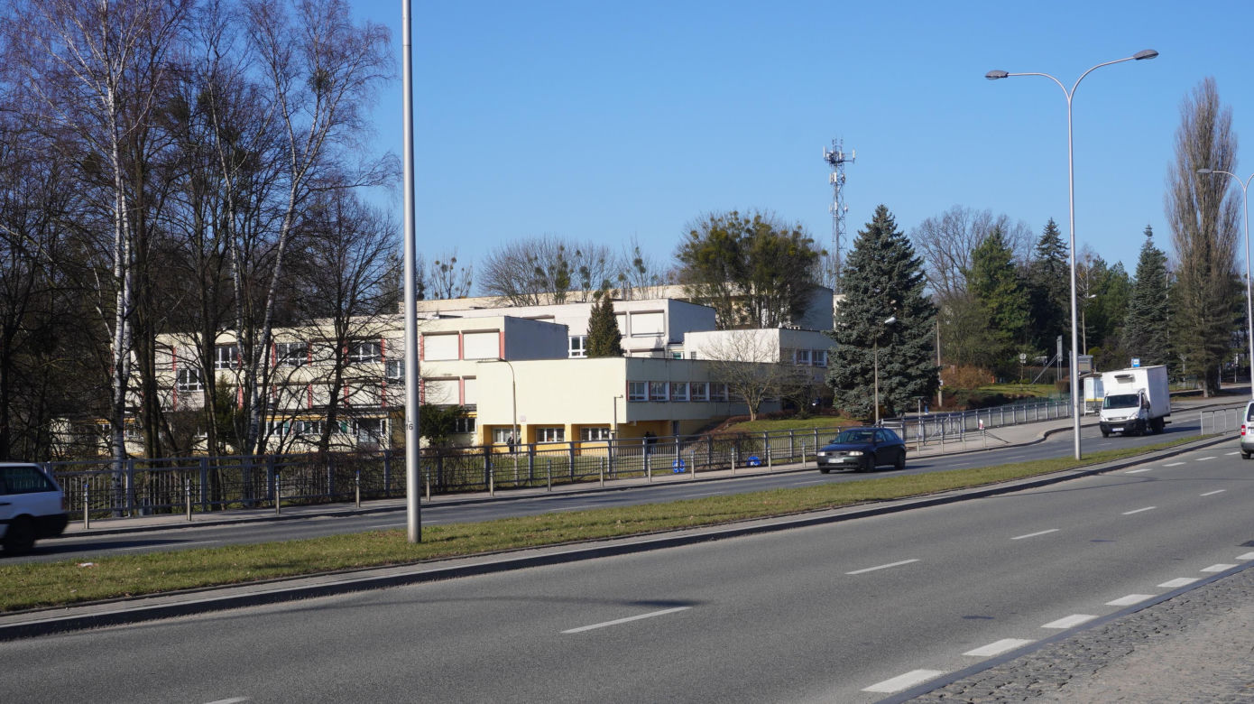 To najdłuższa ulica w Olsztynie. Przebiega aż przez trzy osiedla. Zaskakujące, ile ma metrów!