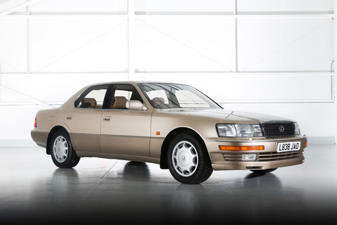 Lexus LS 400