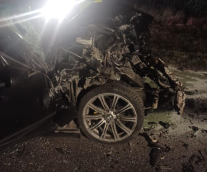 19-letni kierowca bmw uderzył w volkswagena. Groźny wypadek na DW309 na Rojęczynem [ZDJĘCIA]