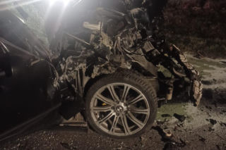 19-letni kierowca bmw uderzył w volkswagena. Groźny wypadek na DW309 na Rojęczynem [ZDJĘCIA]