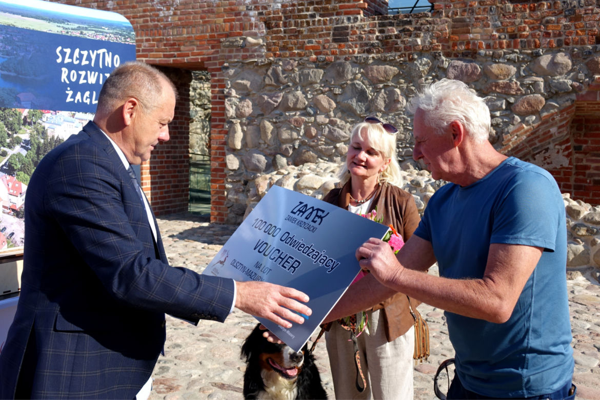 Zamek Krzyżacki w Szczytnie odwiedziło już 100 tysięcy osób. Nowa atrakcja na Mazurach ROBI FURORĘ!