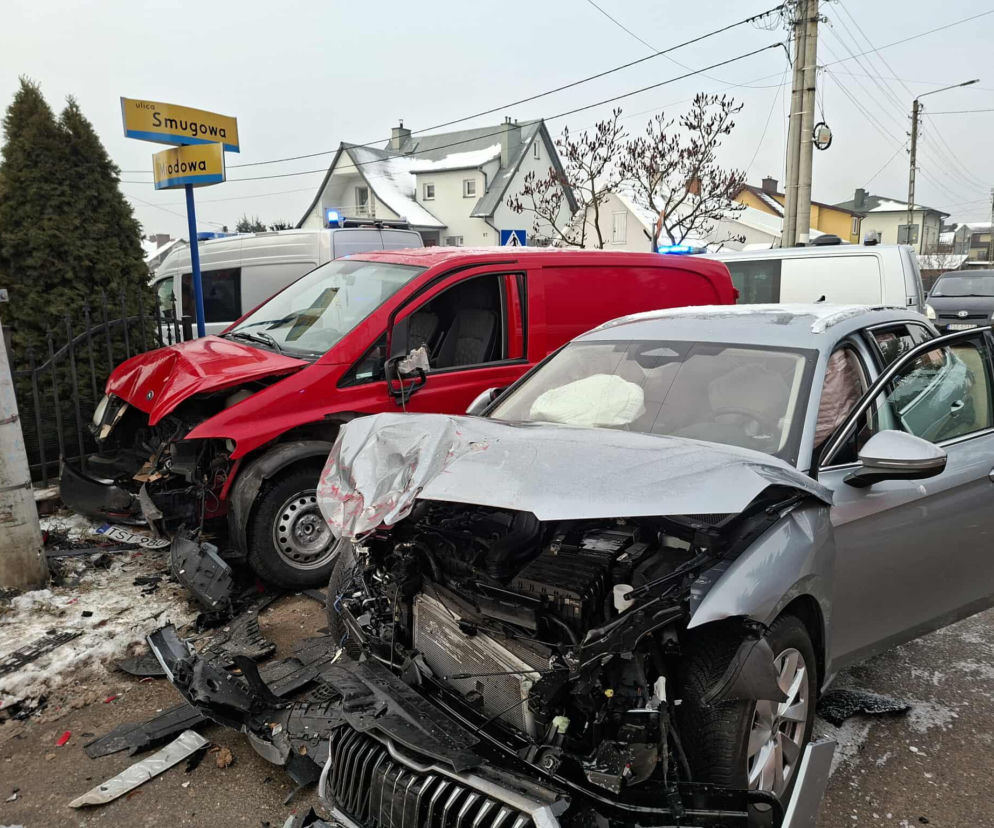 Wypadek u zbiegu ulic Miodowej i Smugowej
