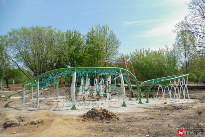 Realizacja projektu pod nazwą „Rozwój infrastruktury turystycznej i sportowej na terenie Miasta i Gminy Łosice” postępuje!