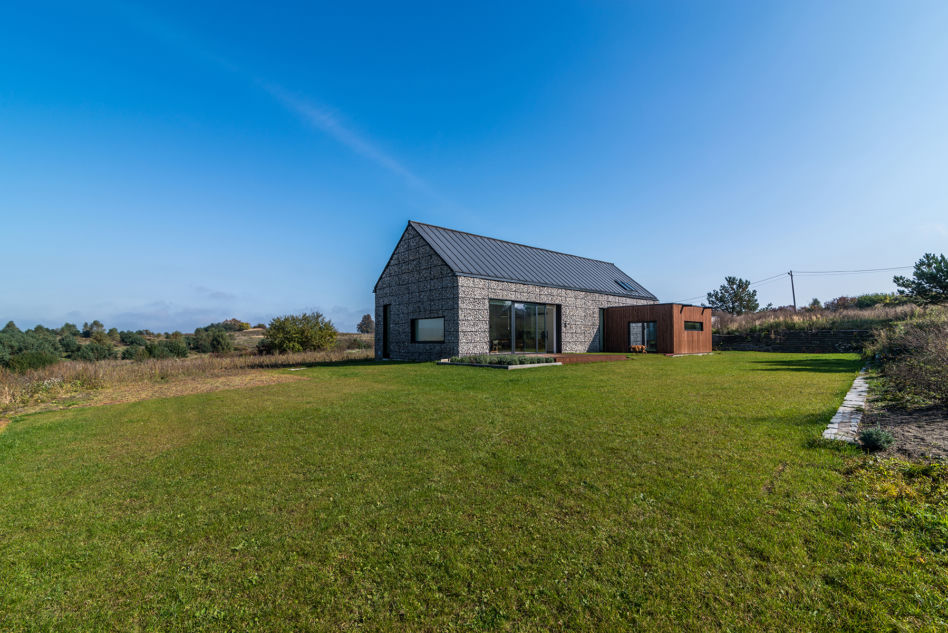 Dom na Jurze, Kropka Studio