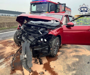 Czołowe zderzenie na Śląsku. Na miejsce wezwano śmigłowiec LPR