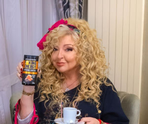 Magda Gessler w reklamie Coin Master jak Jennifer Lopez