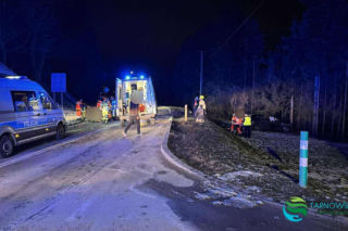 Poręba Radlna. 31-latek nie żyje, trzy osoby ranne. Domniemany sprawca wypadku w Nowy Rok był nietrzeźwy [ZDJĘCIA].
