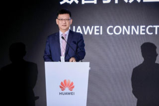 AI wchodzi do szpitali. Huawei pokazał, jak będzie leczyć przyszłości